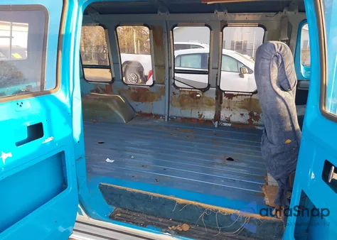 1982 Dodge Ram Van B250 из США, поврежденный, VIN 2B7HB23P5CK190625